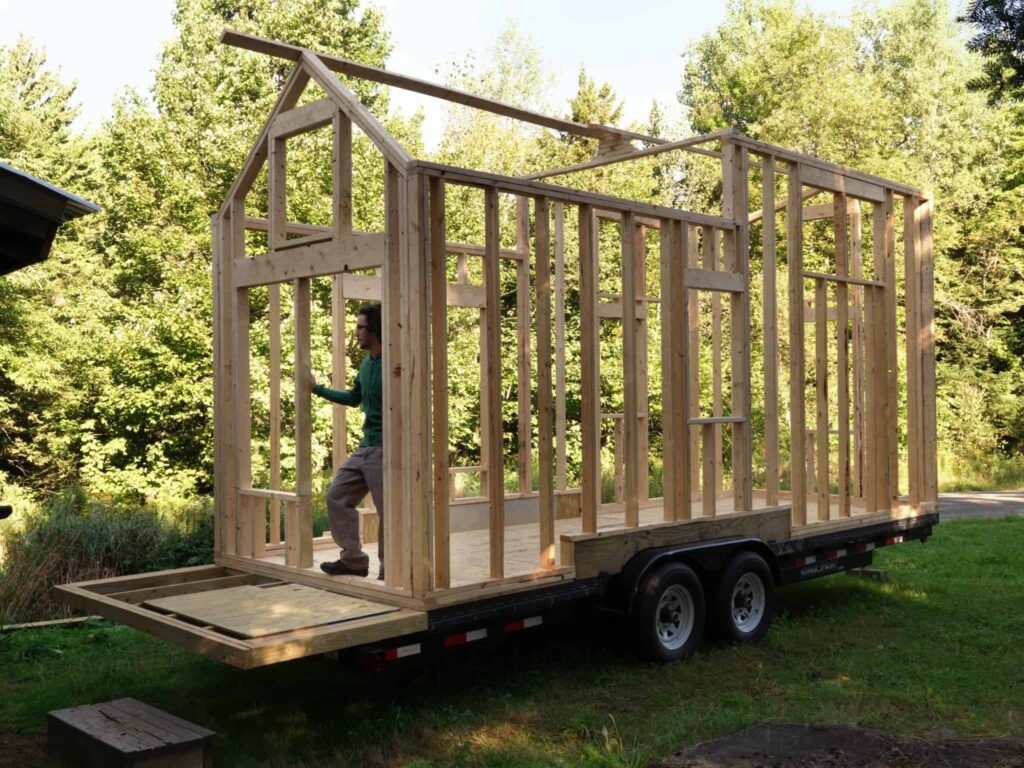 Tiny-Houses-construcao-1024x768